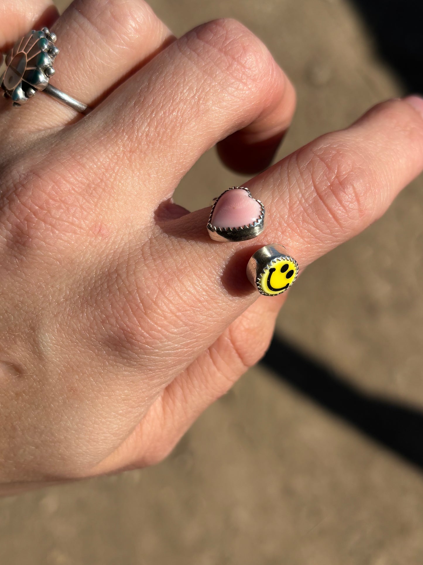 Pink Conch Smiley adjustable ring #1
