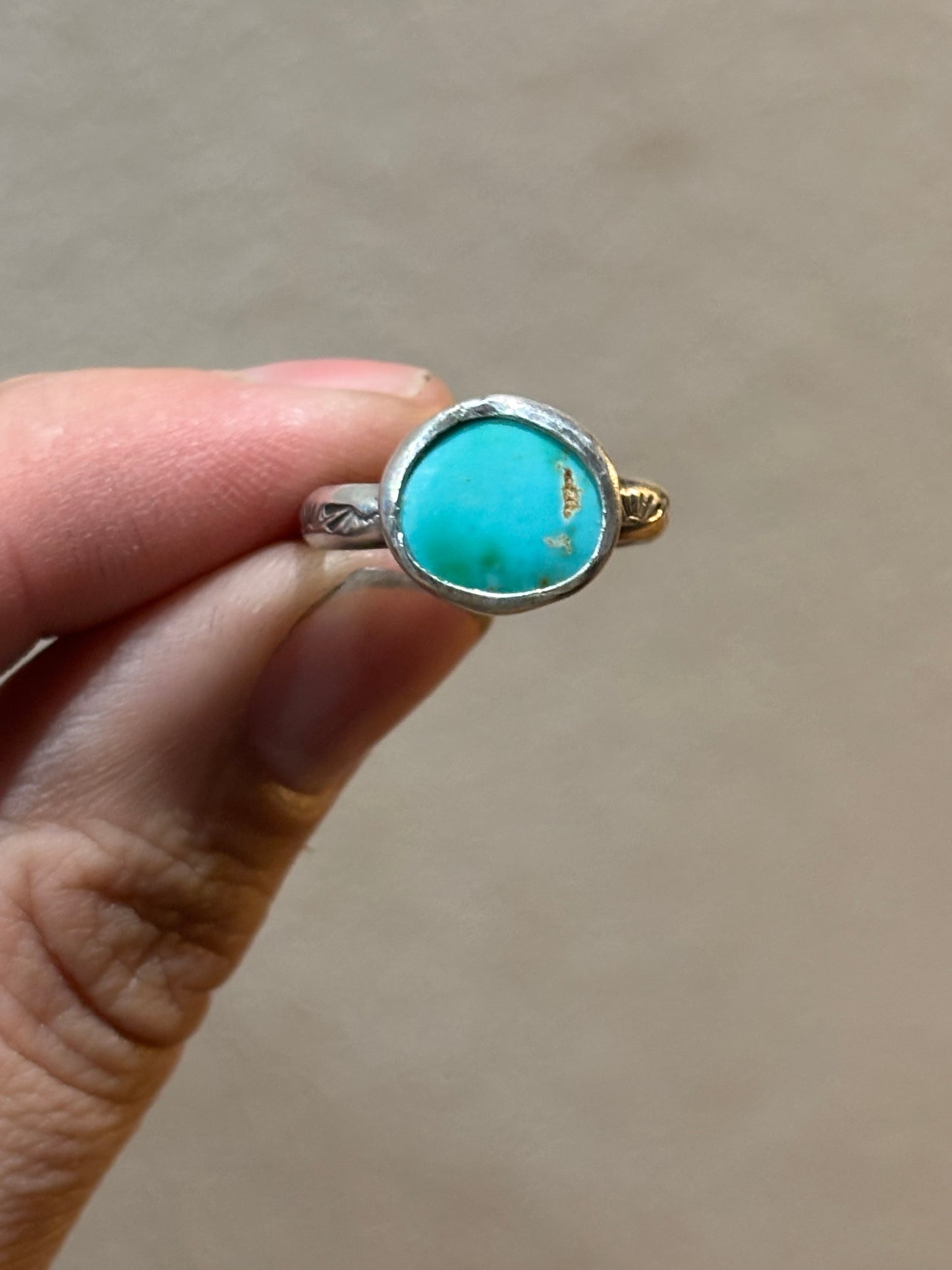 Gemmy Stone Mountain ring size 6