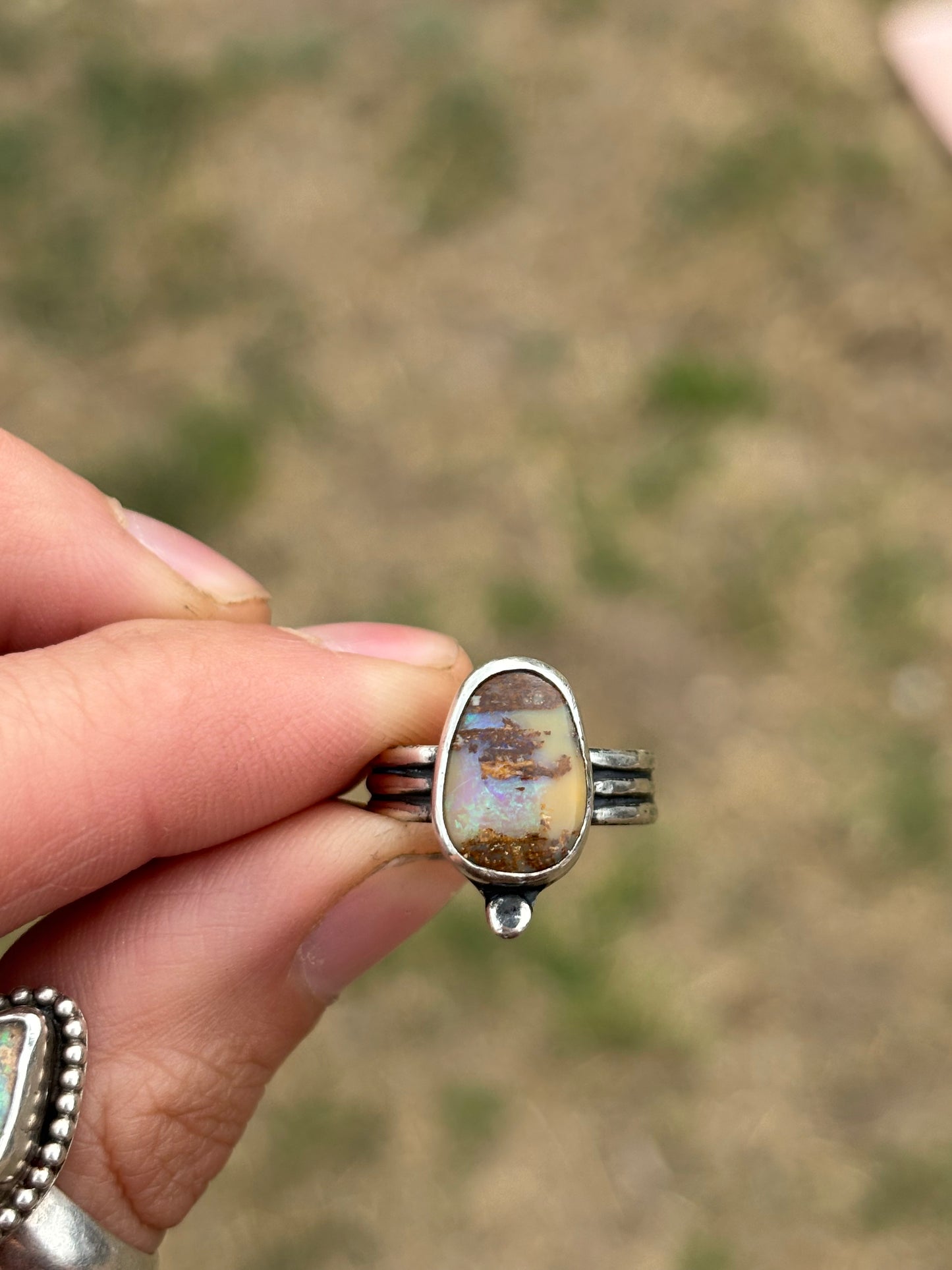 Australian Opal stacker size 7