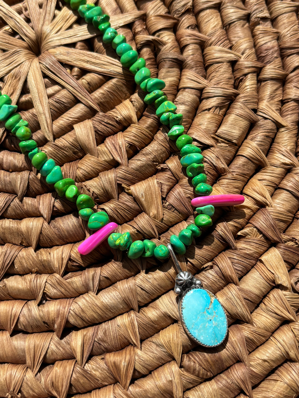 White water necklace