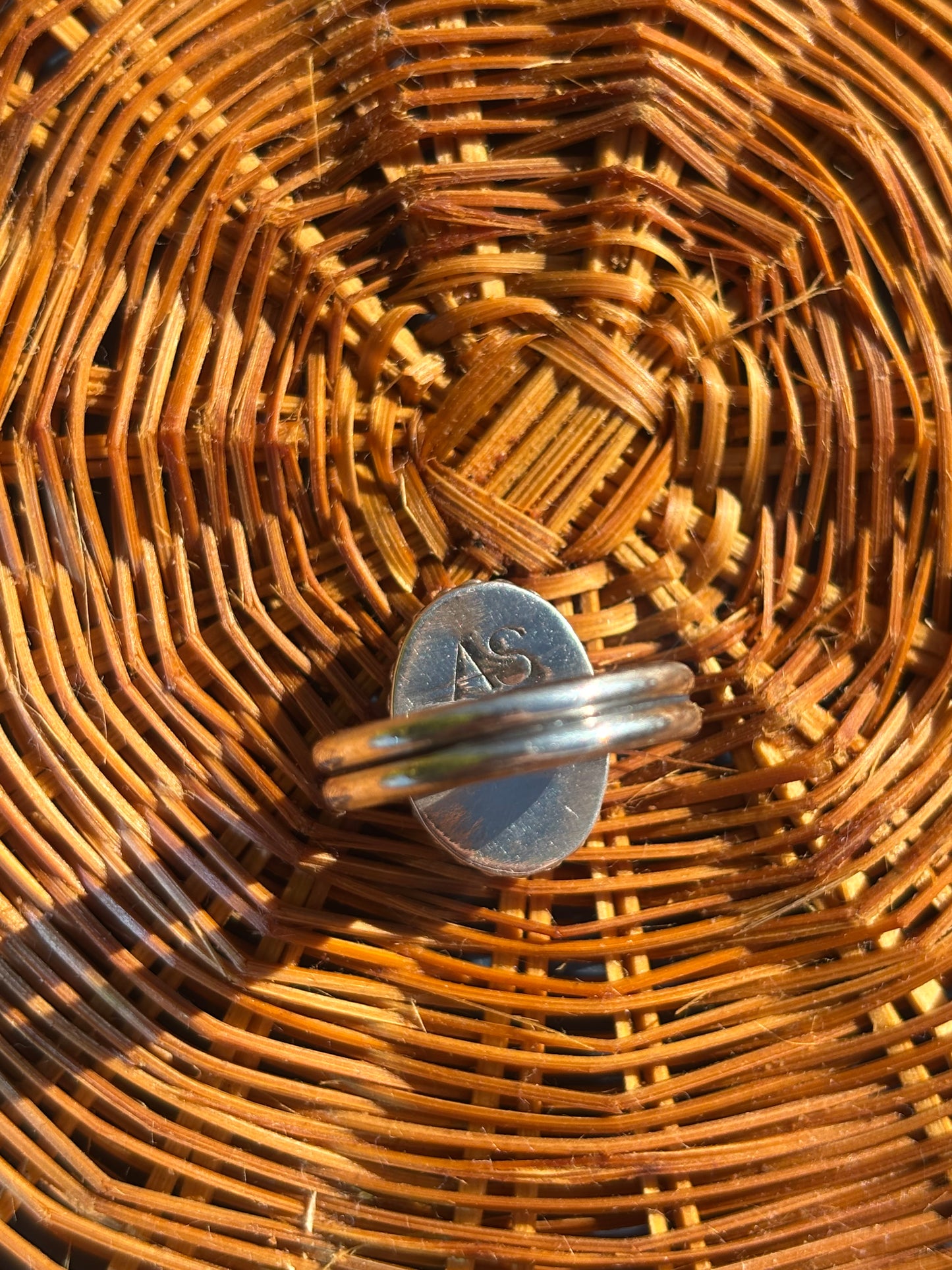 Lightning Ridge Opal size 9