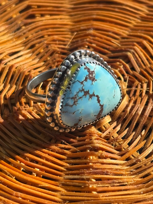 Golden Hills ring size 8 1/4