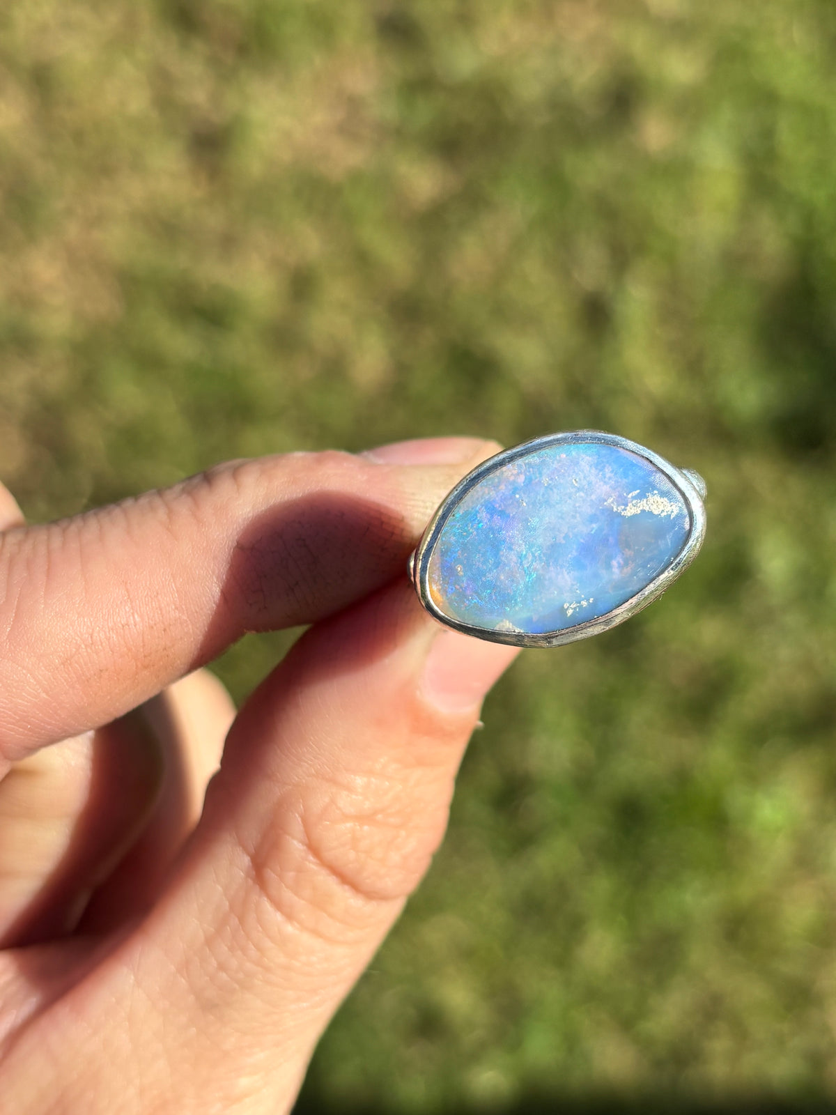 Mintabie opal ring size 9