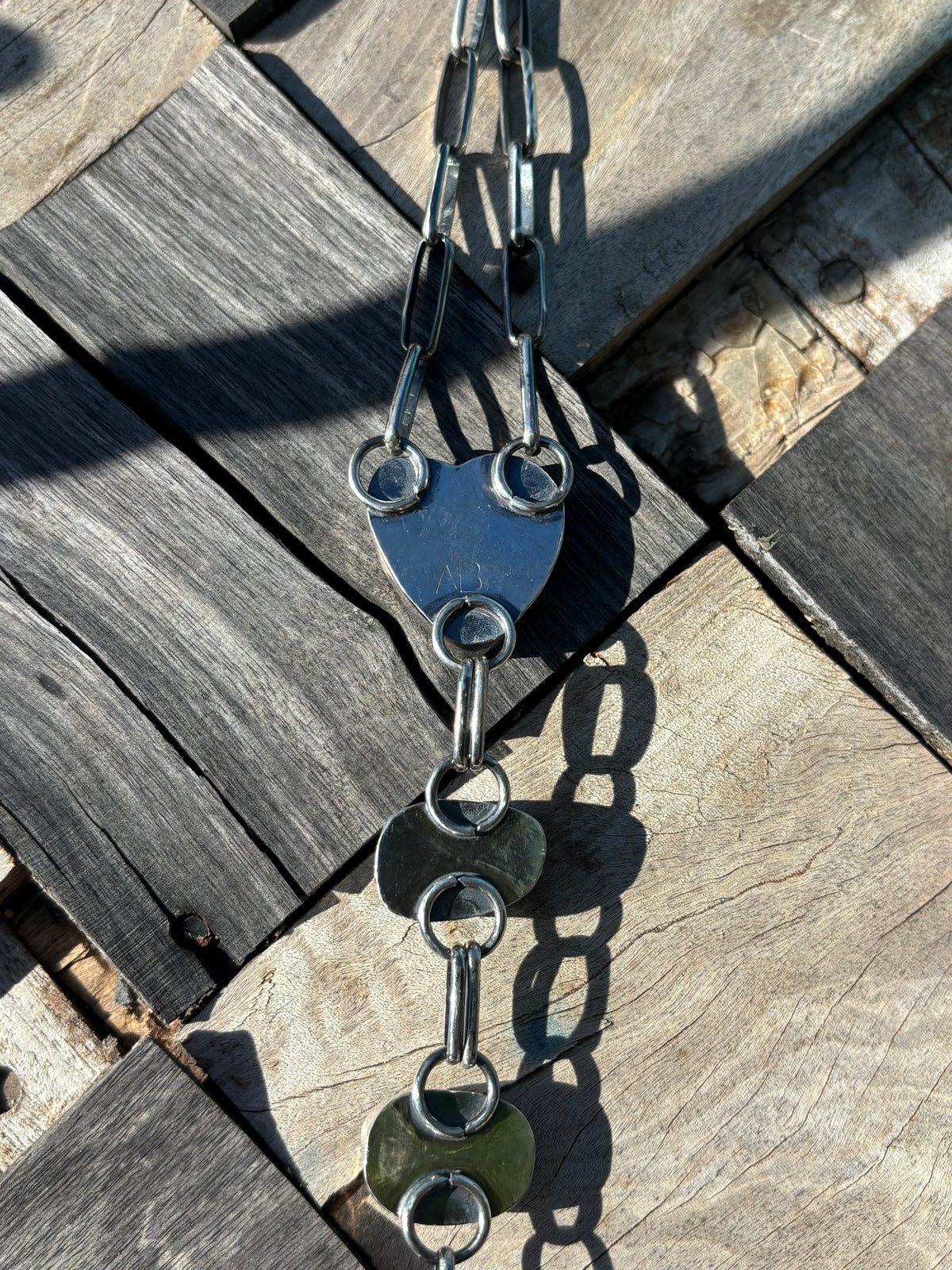 8 stone statement lariat