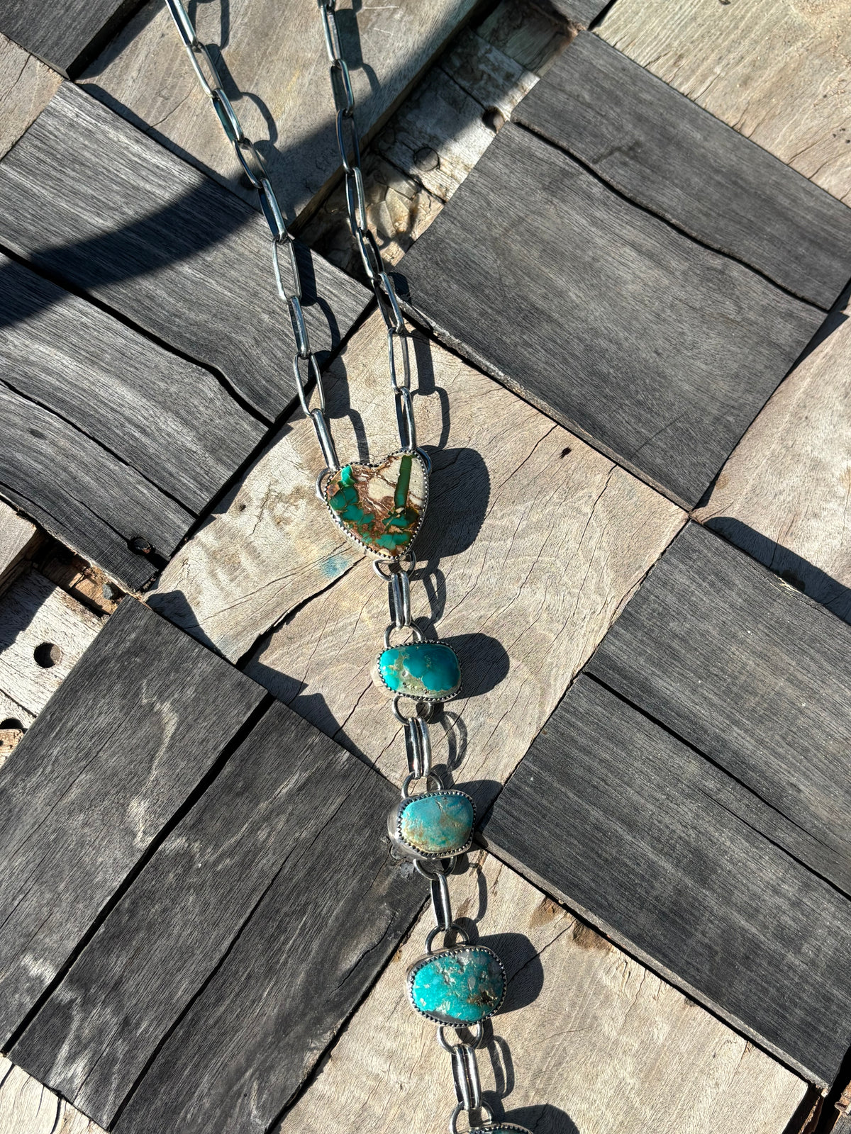 8 stone statement lariat