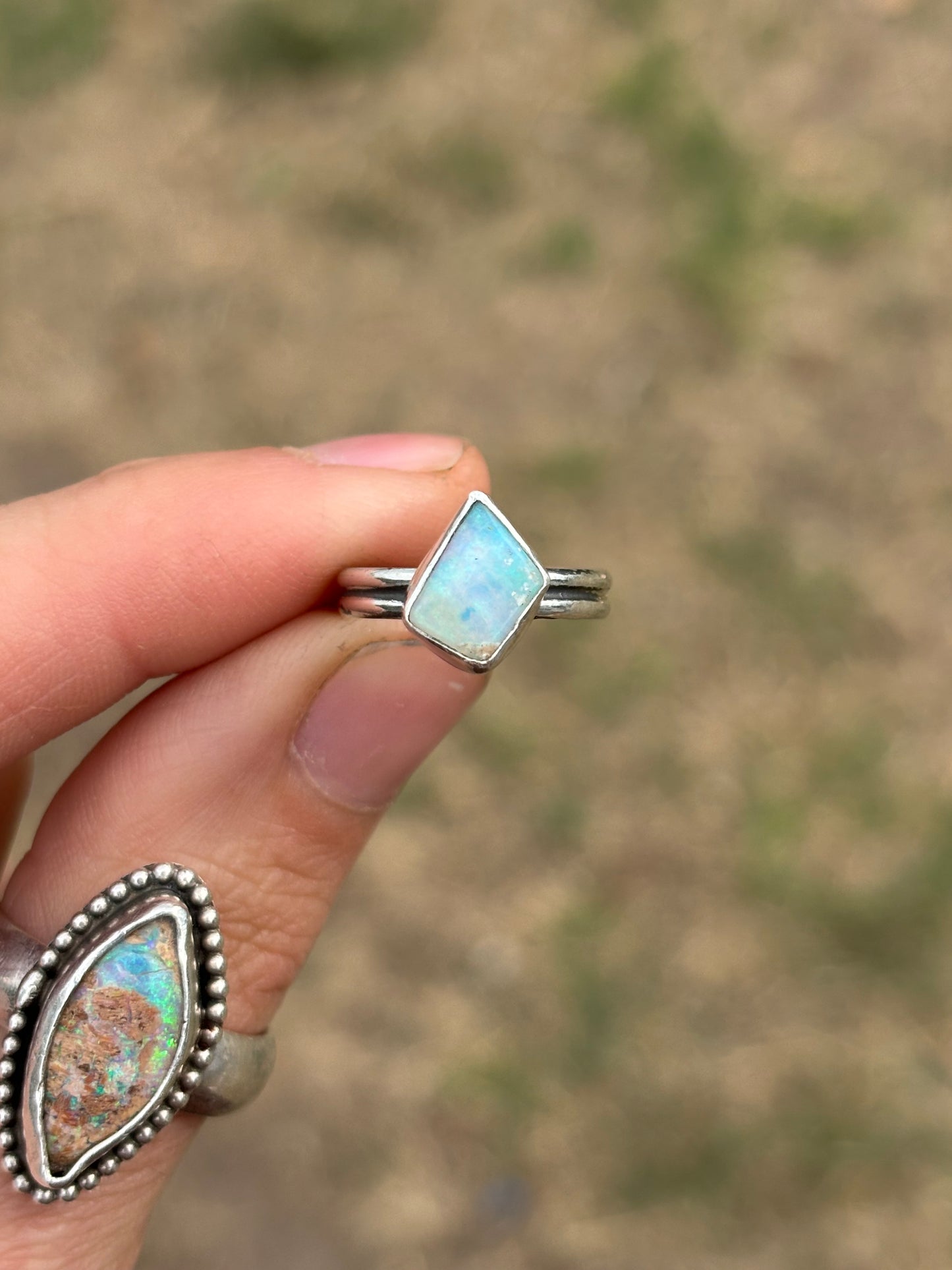 Mintabie opal stacker size 5 1/4
