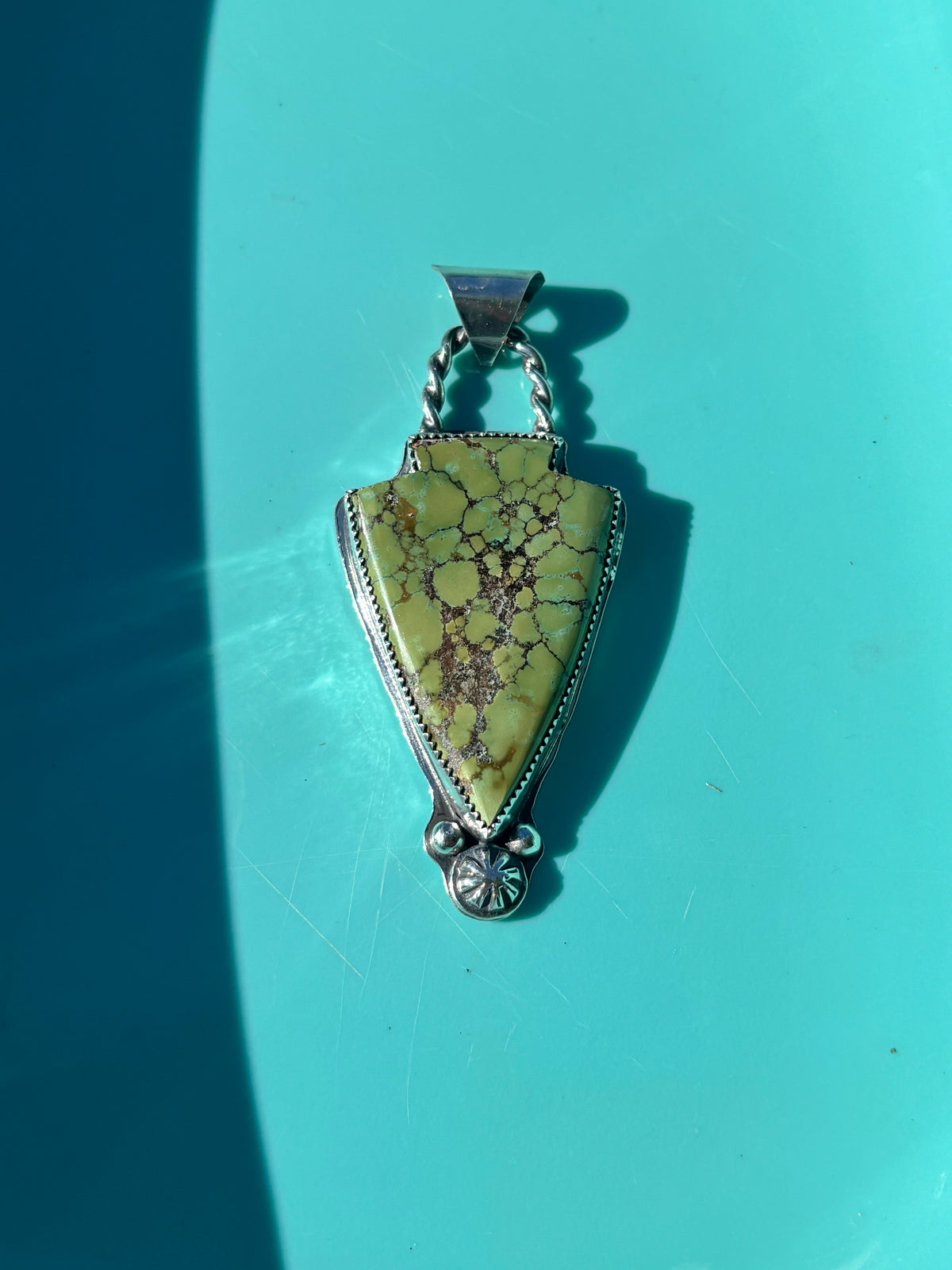 XL arrowhead pendant