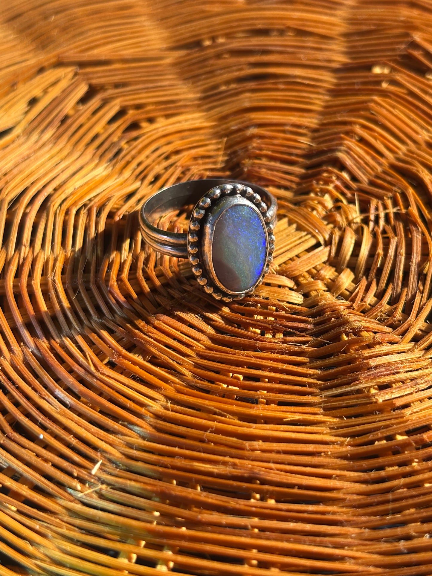 Lightning Ridge Opal size 9